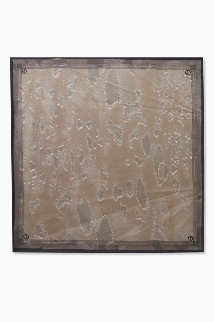 

GA Logo Scarf in Silk, Grey