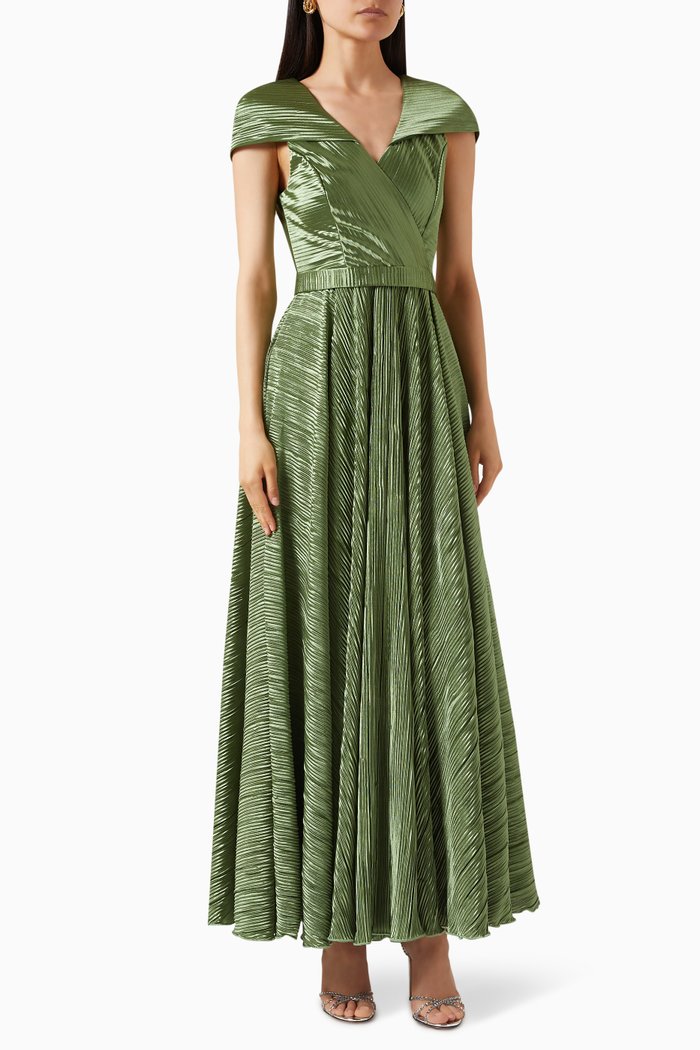 

Cap-sleeve Maxi Dress in Plissé, Green