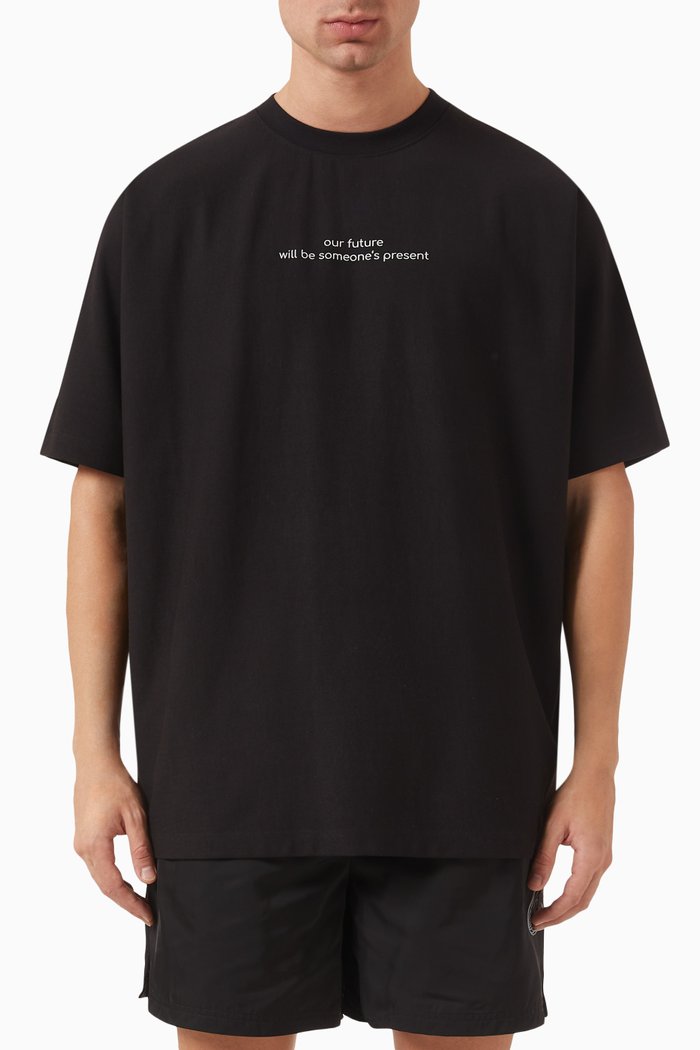 

Oversized Universe T-shirt in Organic Cotton, Black