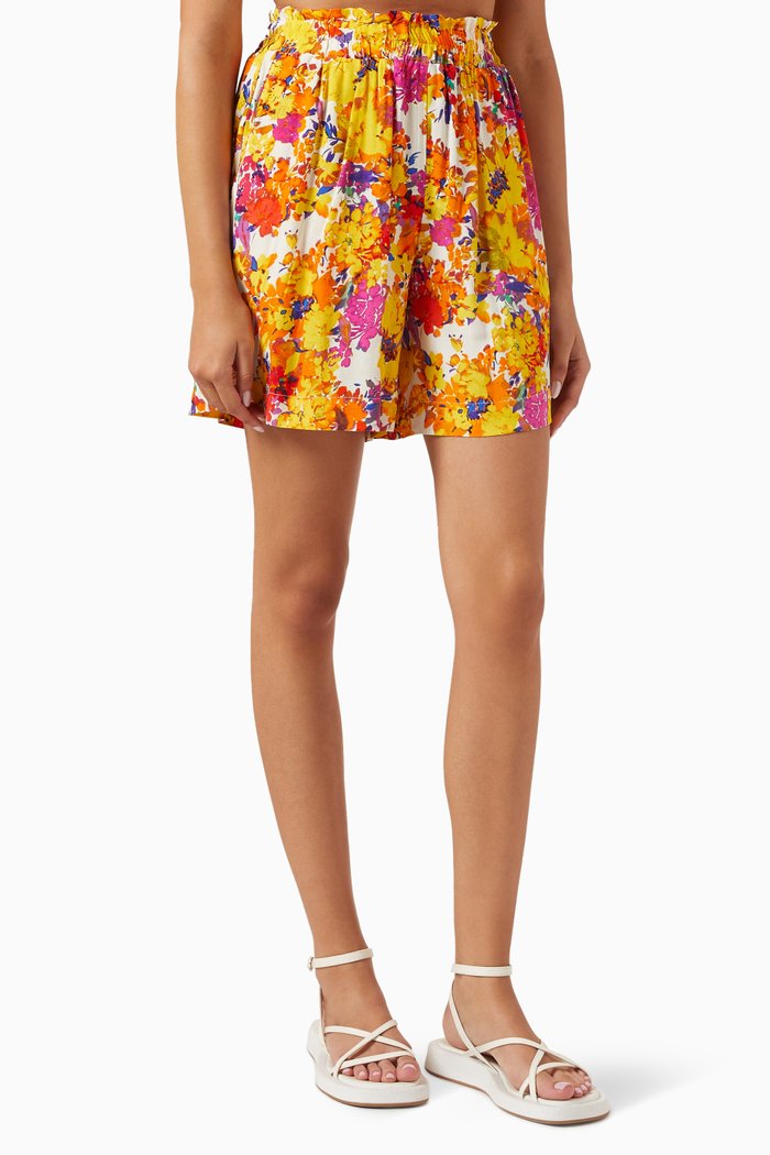 

Yasfinna Floral-print Shorts in EcoVero™, Multicolour