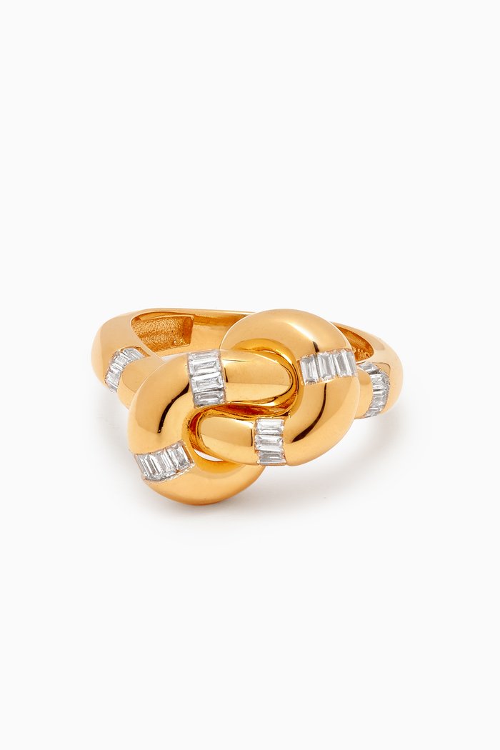 

Statement Ring in 24kt Gold-plated Sterling Silver