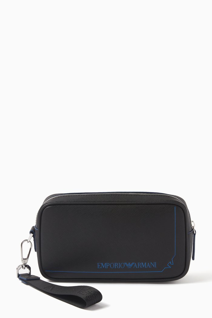 

Logo Washbag in Regenerated Leather, Black