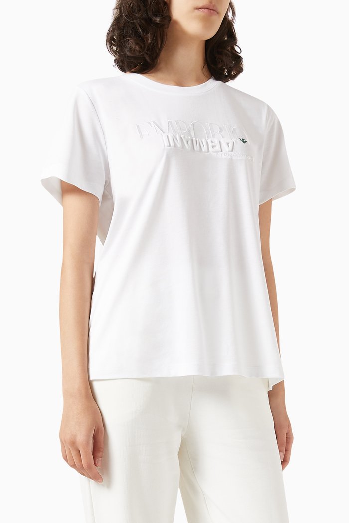 

Contrast 3D Logo T-shirt in Cotton, White