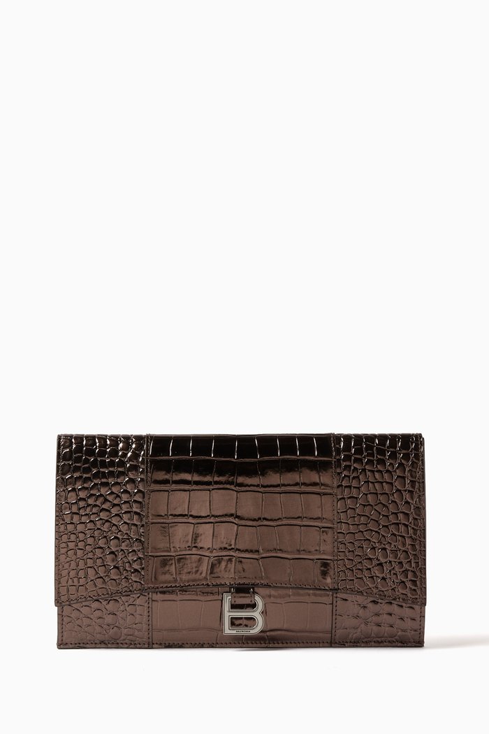 

Hourglass Flat Pouch with Flap in Shiny Metallized Crocodile-embossed Calfskin, Metallic