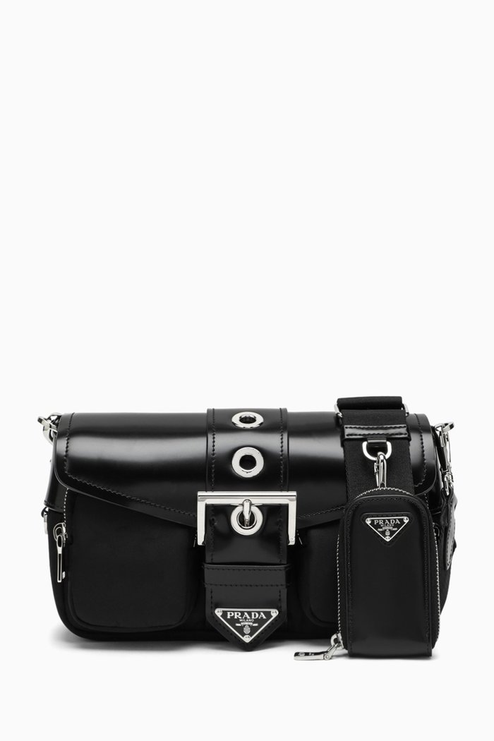 

Pocket Shoulder Bag in Leather, Black