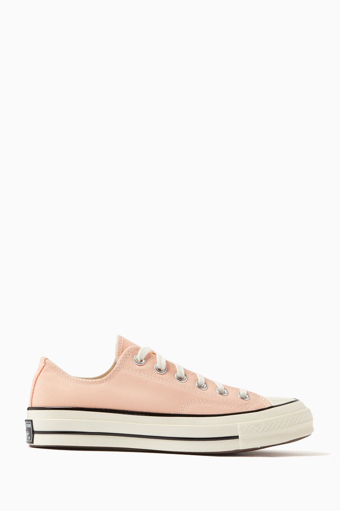

Chuck 70 Low-top Sneakers in Leather, Pink