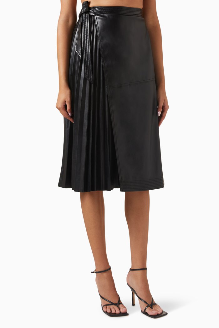

Mar Pleated Midi Skirt in Faux-leather, Black