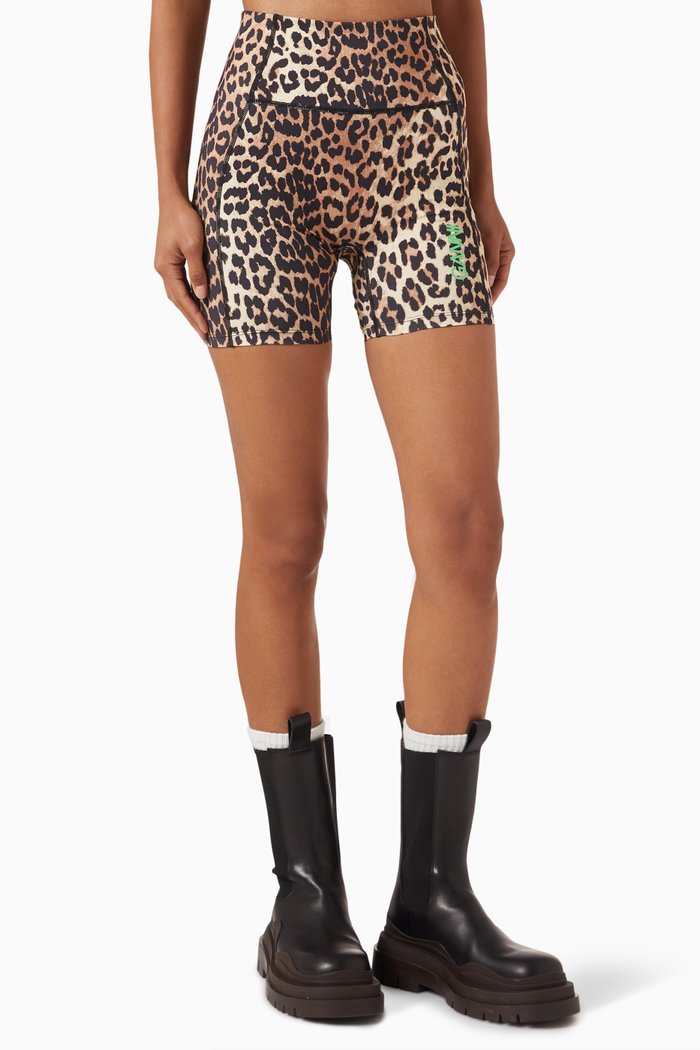 

Active Ultra High-rise Shorts, Brown