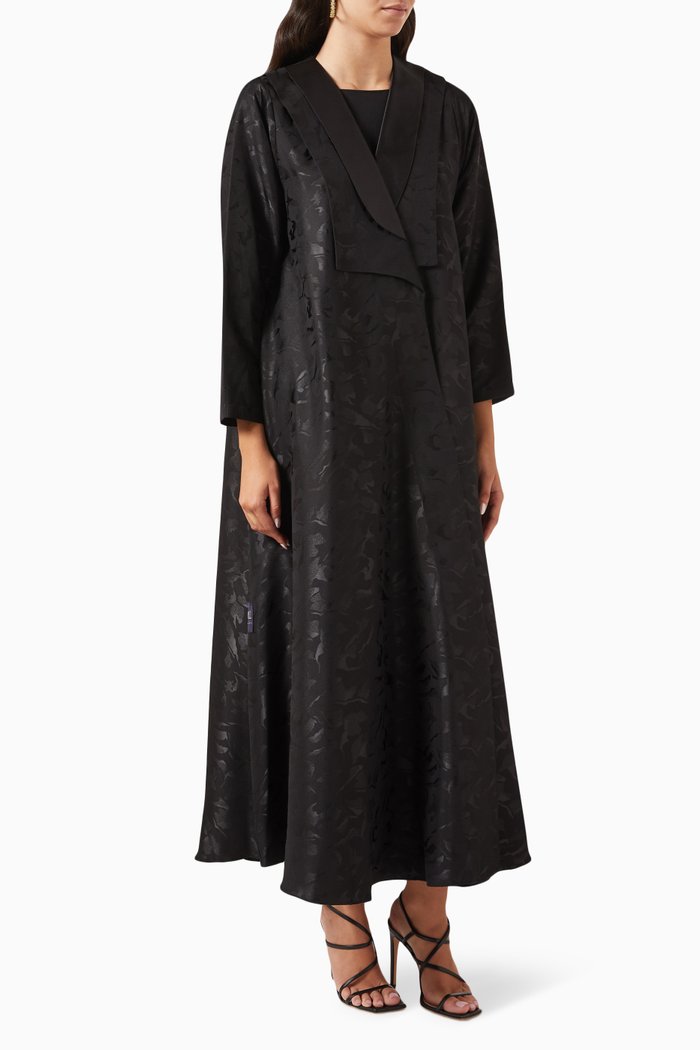 Collared Abaya in Jacquard, Black