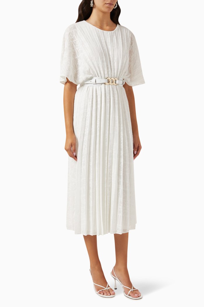 

Belted Midi Dress in Pleated-fabric, White