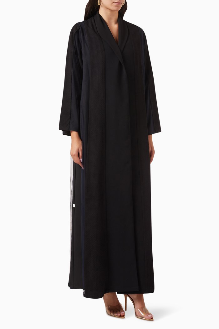 Sustainable Zainah-cut Panelled Abaya, Black