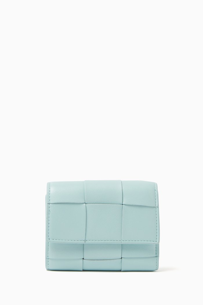 

Cassette Tri-fold Zip Wallet in Intrecciato Leather, Blue