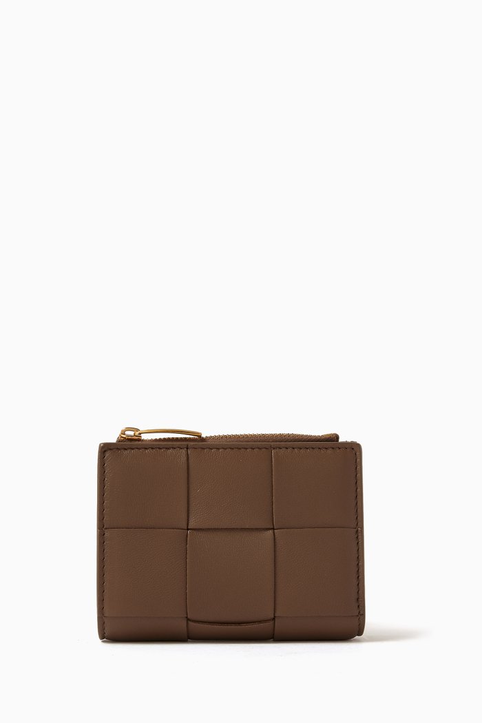 

Small Cassette Bi-fold Wallet in Intrecciato Leather, Grey