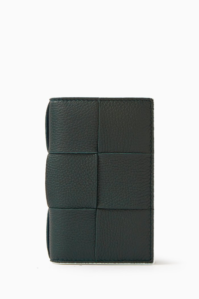 

Cassette Flap Card Case in Intrecciato Leather, Green