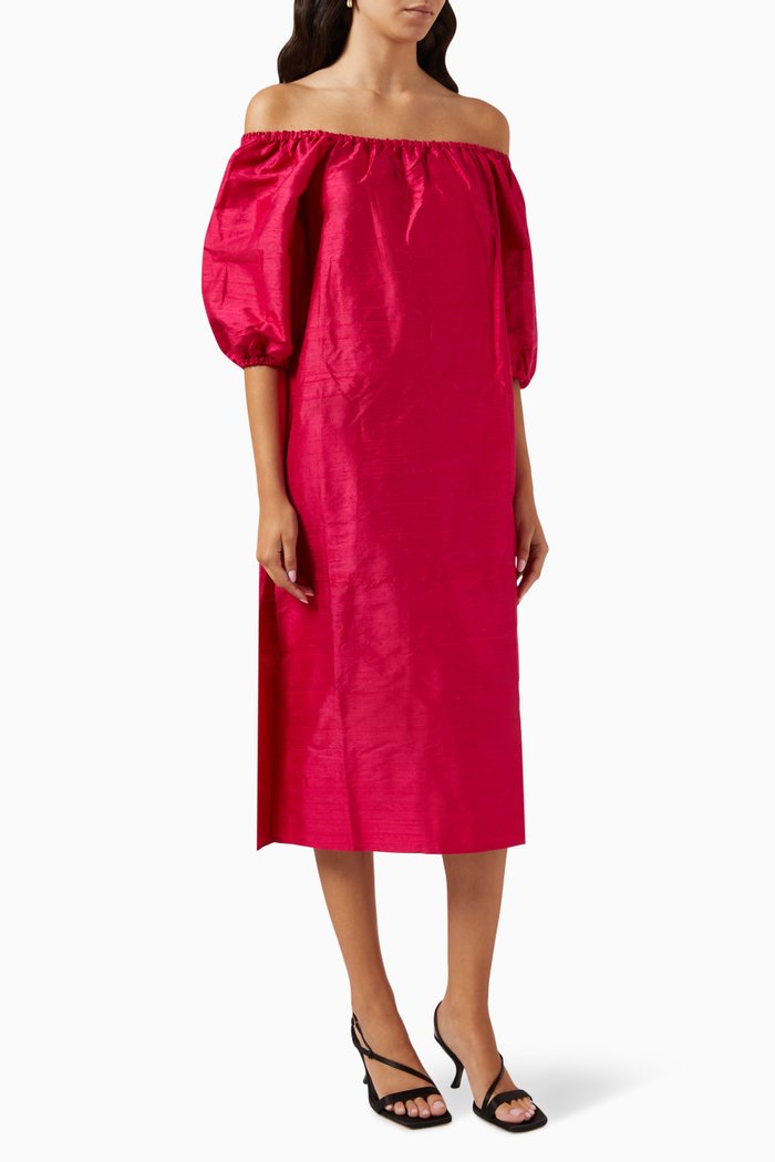 

Tiptop Off-shoulder Dress in Silk, Pink