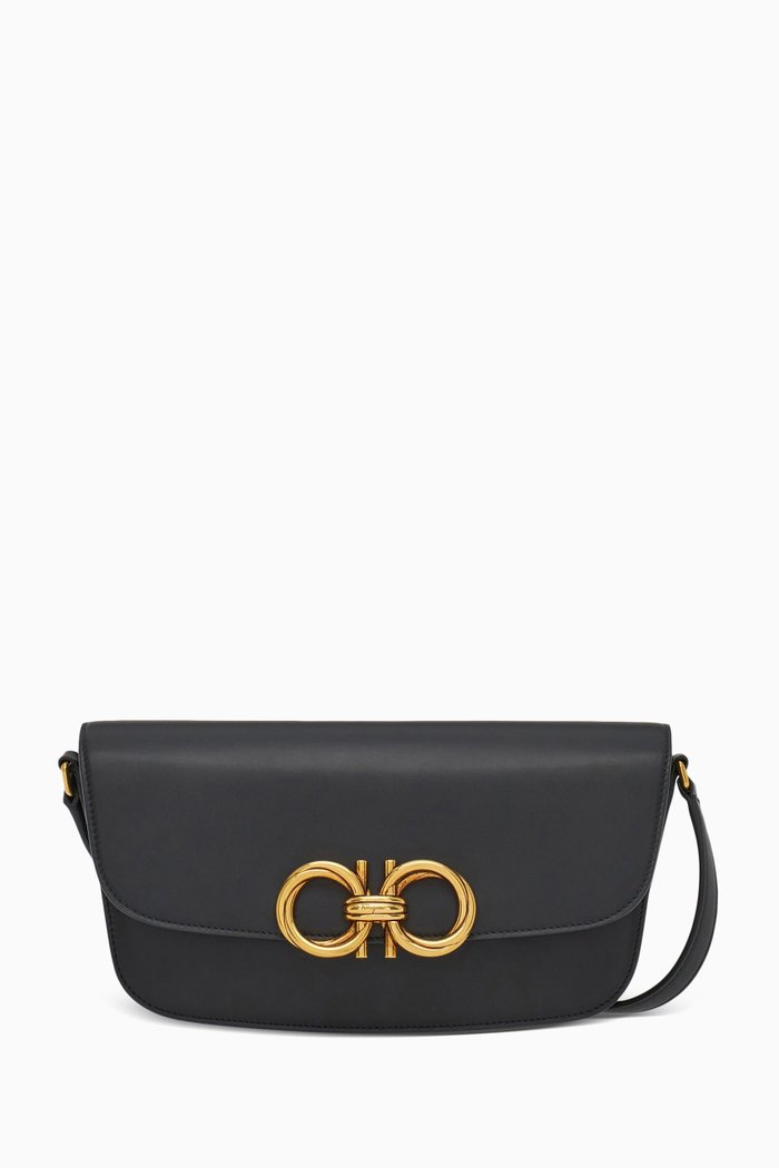

Small Trapezio Crossbody Bag in Calfskin, Black