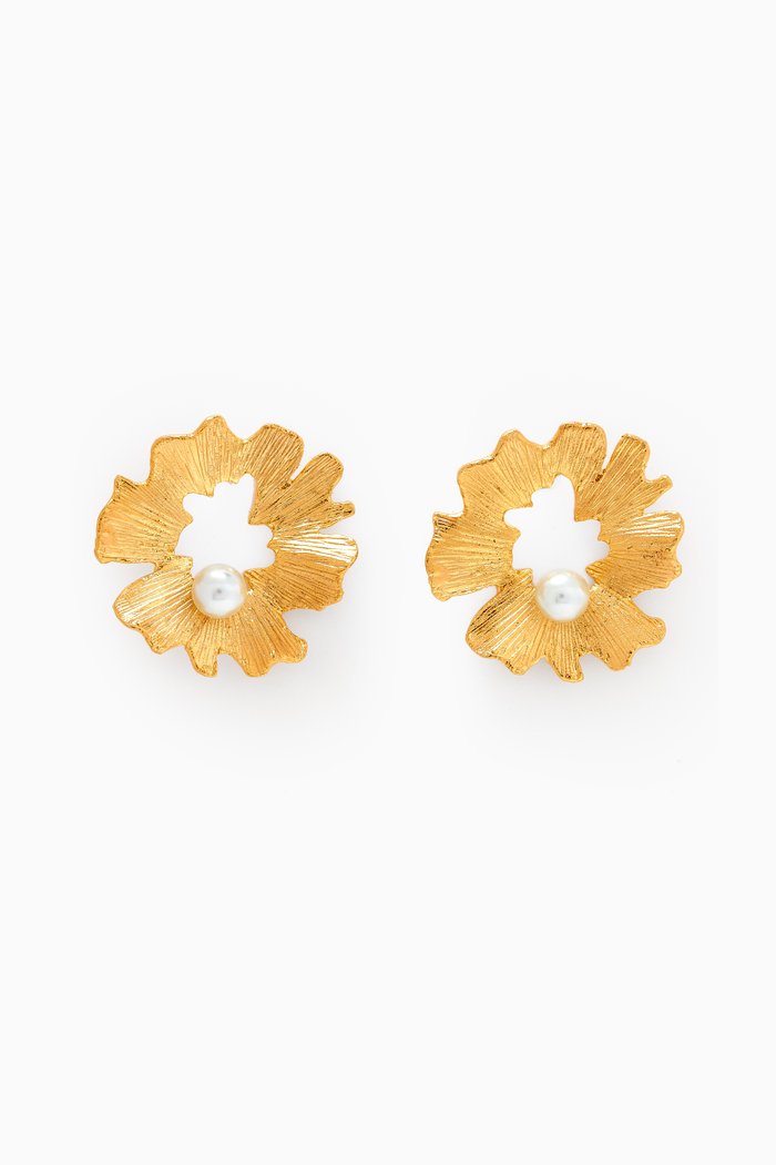 

Gaia Pearl Stud Earrings in 24kt Gold-plated Brass