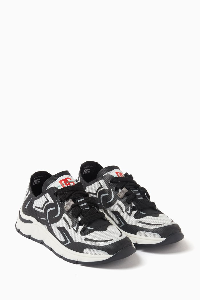 

Dragon Sneakers in Nylon, Black