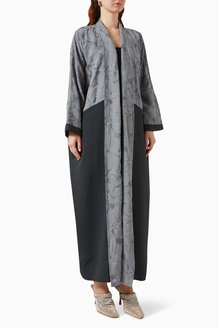 

Textured Two-tone Abaya in Tencel & Linen-blend, Grey