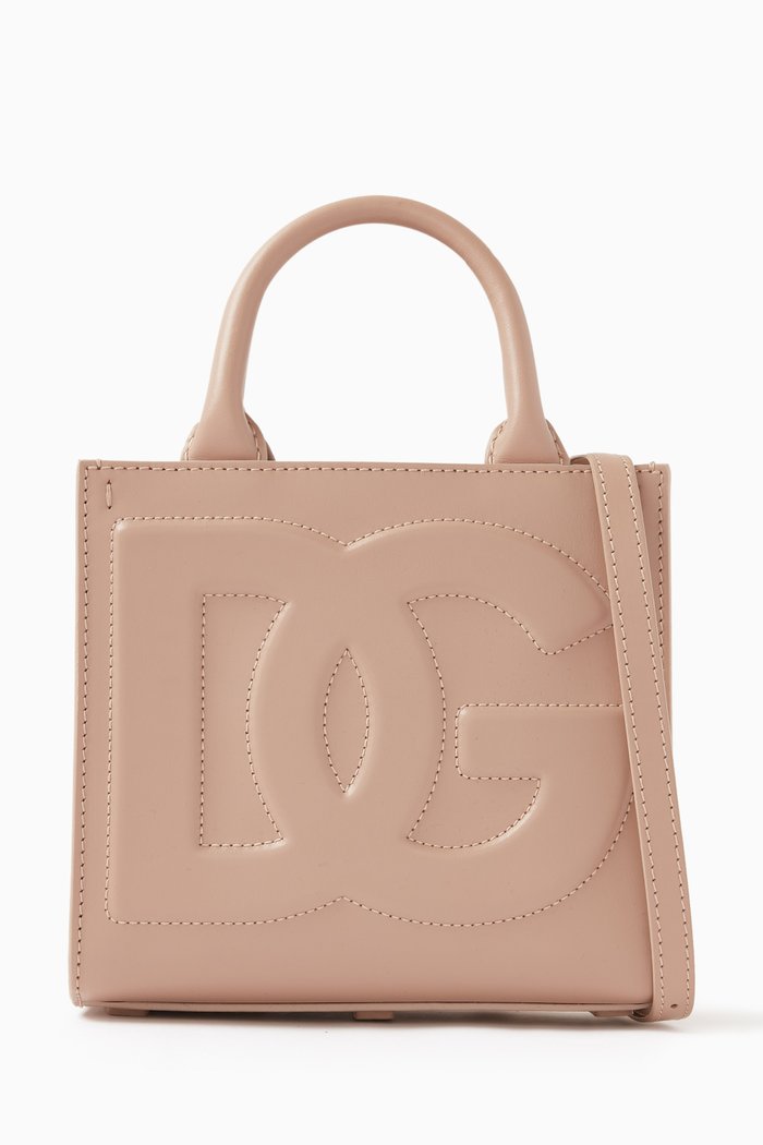 

Mini Daily Logo Tote Bag in Leather, Pink