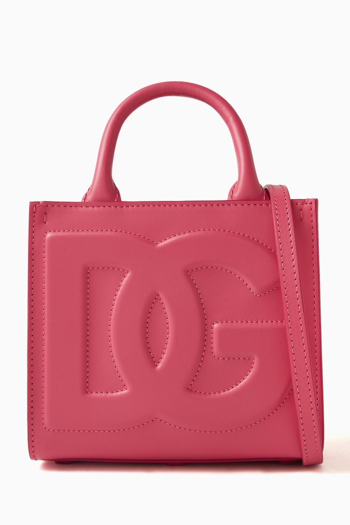 

Mini Daily Logo Tote Bag in Leather, Pink