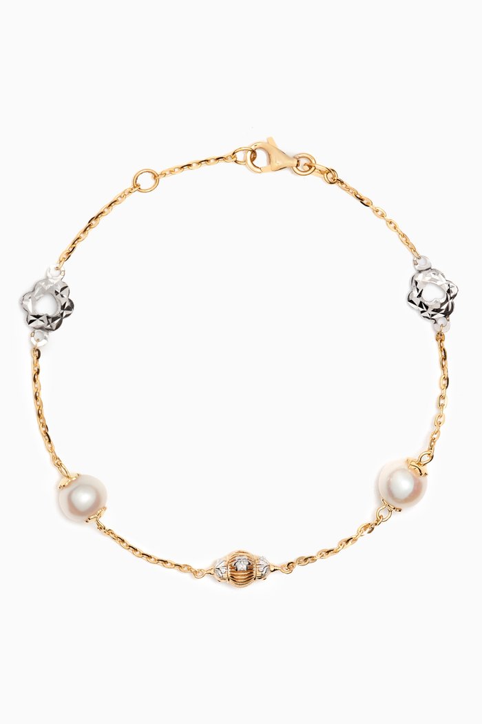 

Kiku Freshwater Pearl Charm Bracelet in 18kt Gold, Multicolour