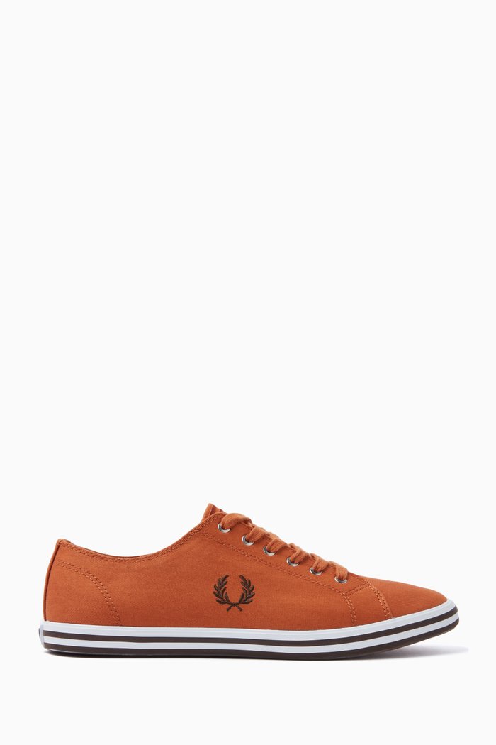 

Kingston Low Top Sneakers in Twill, Brown