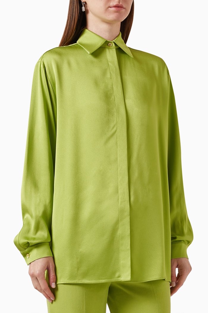 

Boyfriend Shirt in Charmeuse, Green