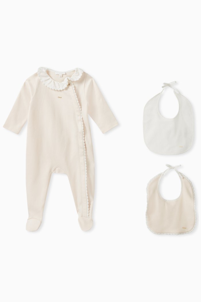 

Ruffled Pyjamas & Bib Gift Set in Cotton, Pink