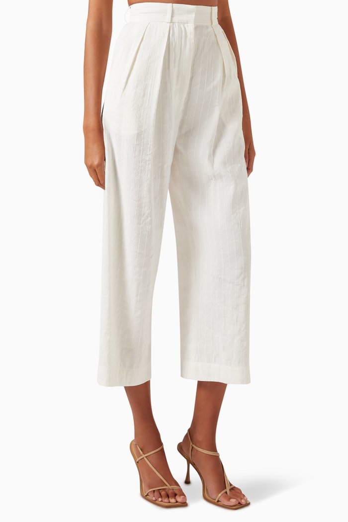 

Pleated Crop Pants in Viscose-linen Blend, White