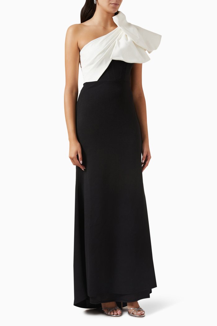 

Valeria One-shoulder Gown in Crepe, Black