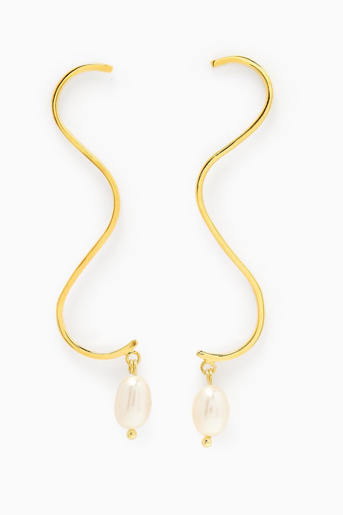 

Flow Pearl Earrings in 18kt Gold-plated Silver, White