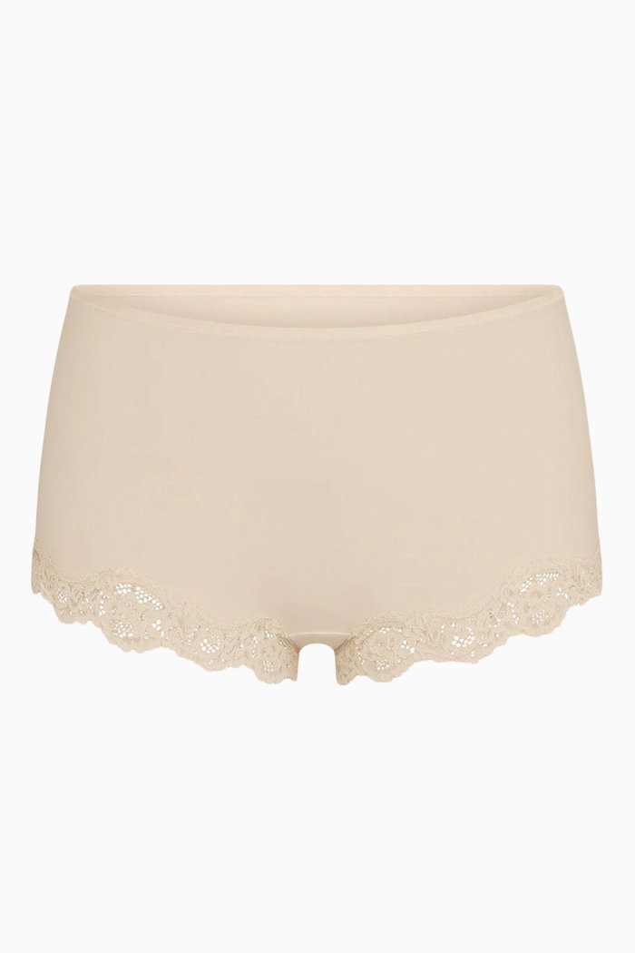 

Fits Everybody Lace Shorts, Neutral