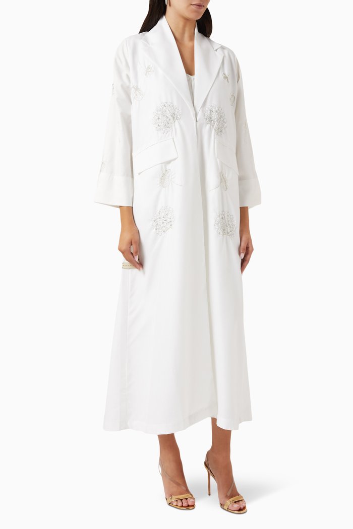 

3D-embroidery Coat Abaya in Linen, White