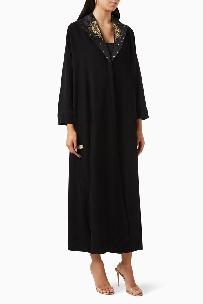 

Embroidered Collar Abaya in Crepe, Black