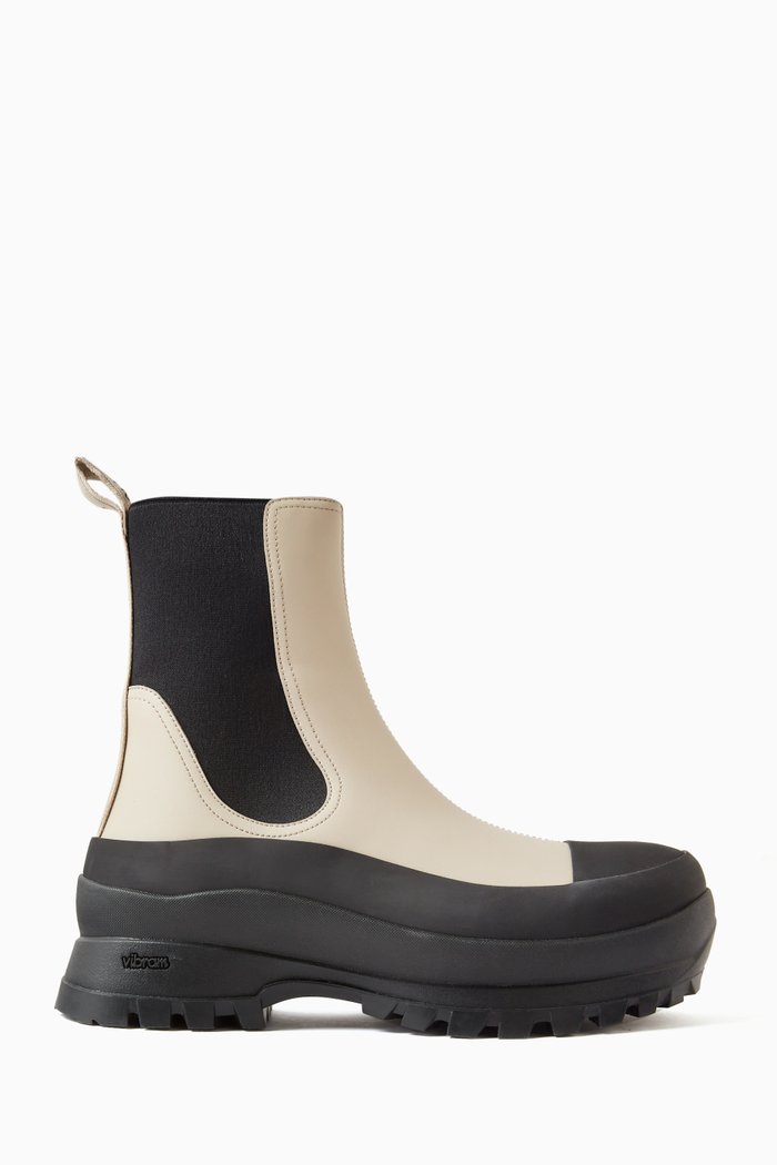 

Trace Sports Chelsea Boots in Vegan Leather, Neutral