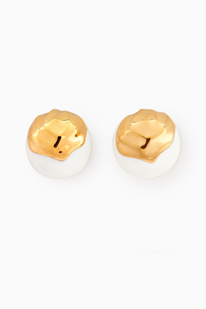 

Orbs Stud Earrings in 18kt Gold Plating, White