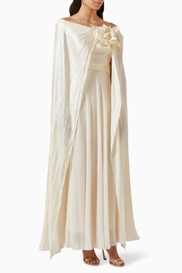 

Cape Gown, Neutral