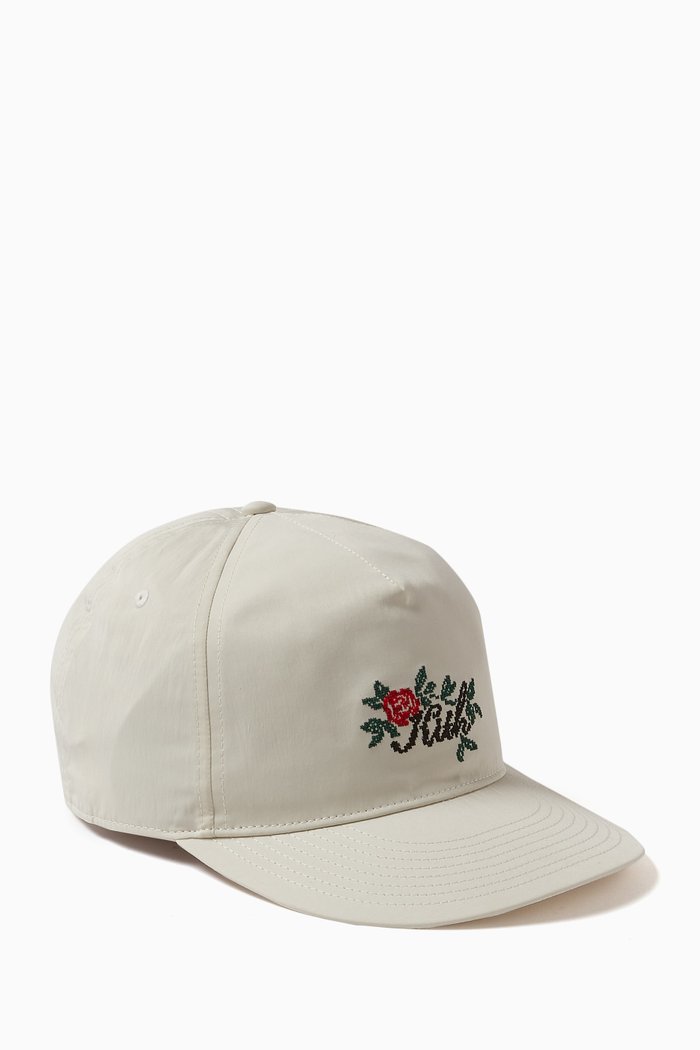 

Needlepoint Roses Snapback Hat in Nylon, Neutral