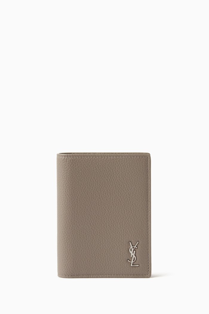 

Tiny Monogram Credit Card Wallet in Grained Leather, Brown