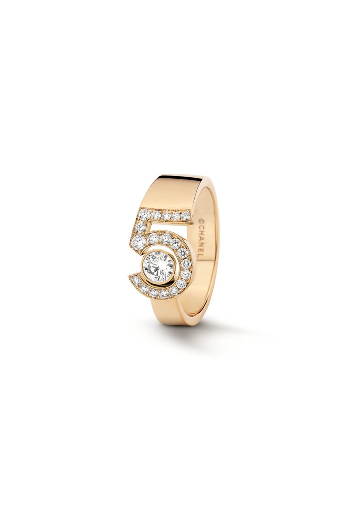 

18K BEIGE GOLD, diamonds, Neutral