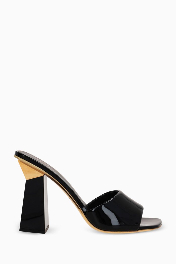 

Valentino Garavani One Stud Hyper Sandals in Leather, Black
