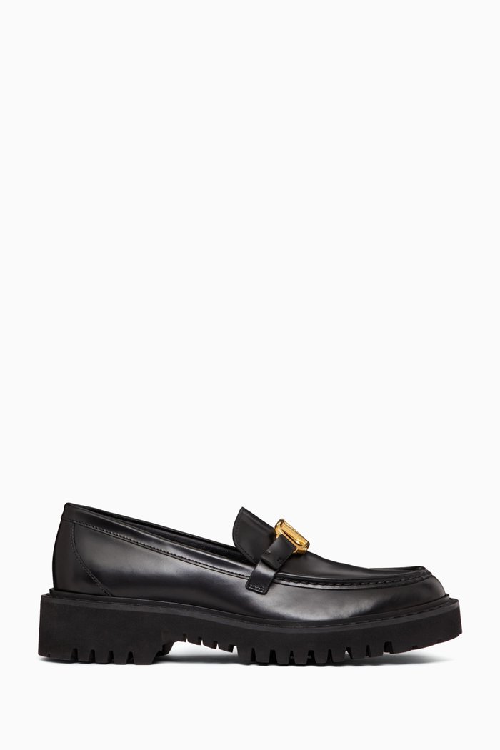 

Valentino Garavani VLOGO Signature Loafers in Leather, Black