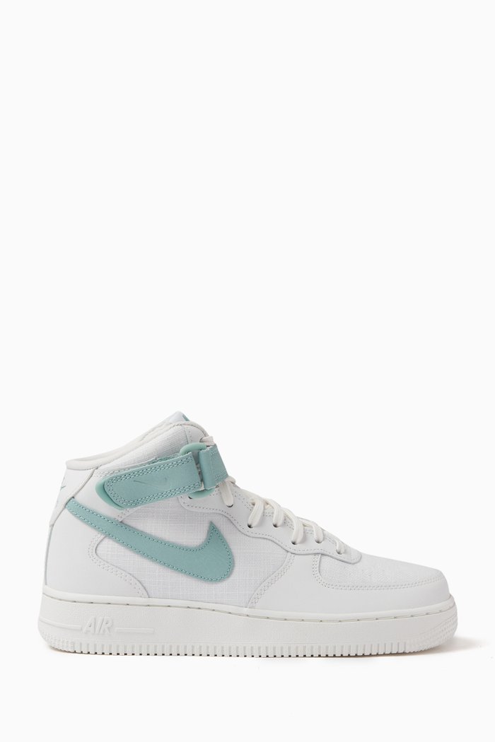 Air Force 1 '07 Mid-top Sneakers in Leather, White