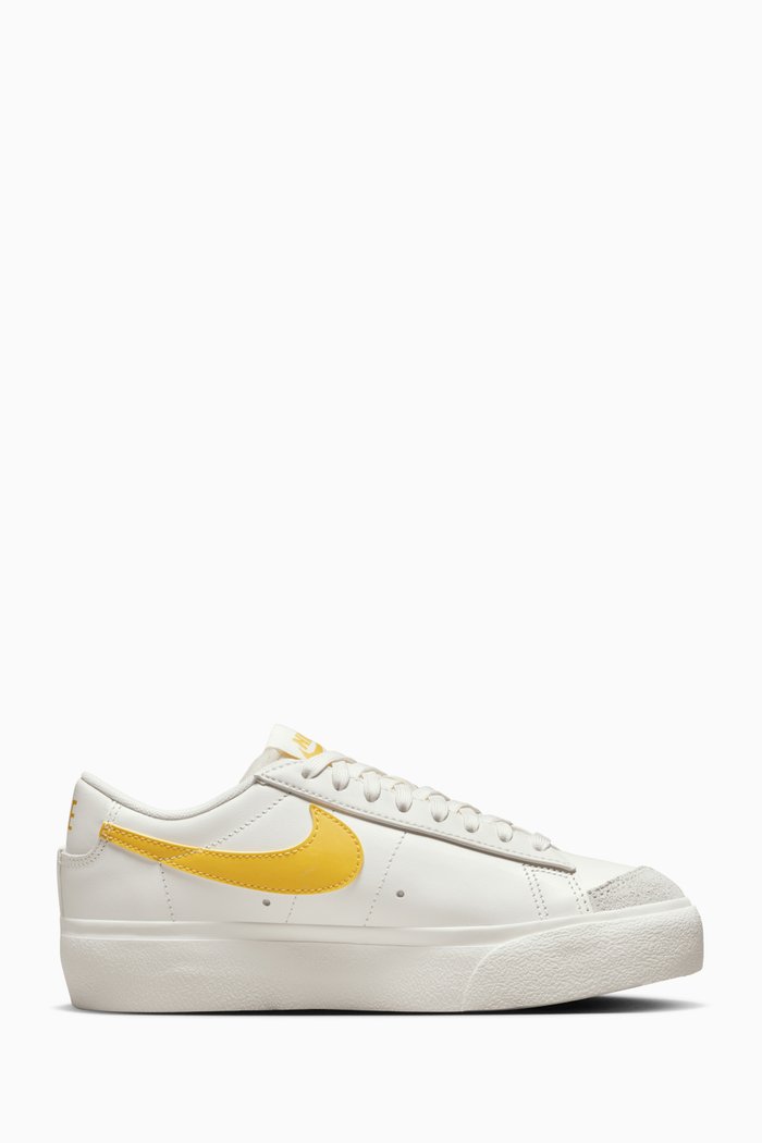 

Blazer Low Platform Sneakers in Leather, Yellow