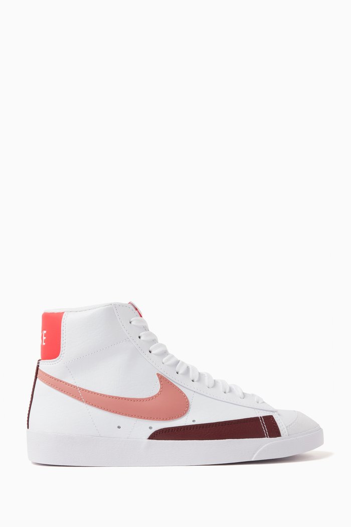 

Blazer Mid '77 Next Nature Sneakers in Recycled Synthetic Leather, Red