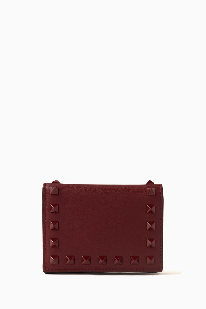 

Valentino Garavani Rockstud Wallet in Leather, Burgundy