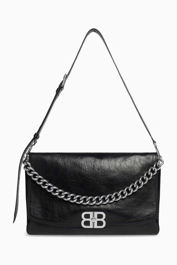 

Large BB Soft Flap Shoulder Bag in Leather, Black