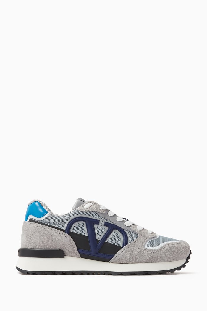 

Valentino Garavani VLOGO Pace Sneakers in Leather, Grey