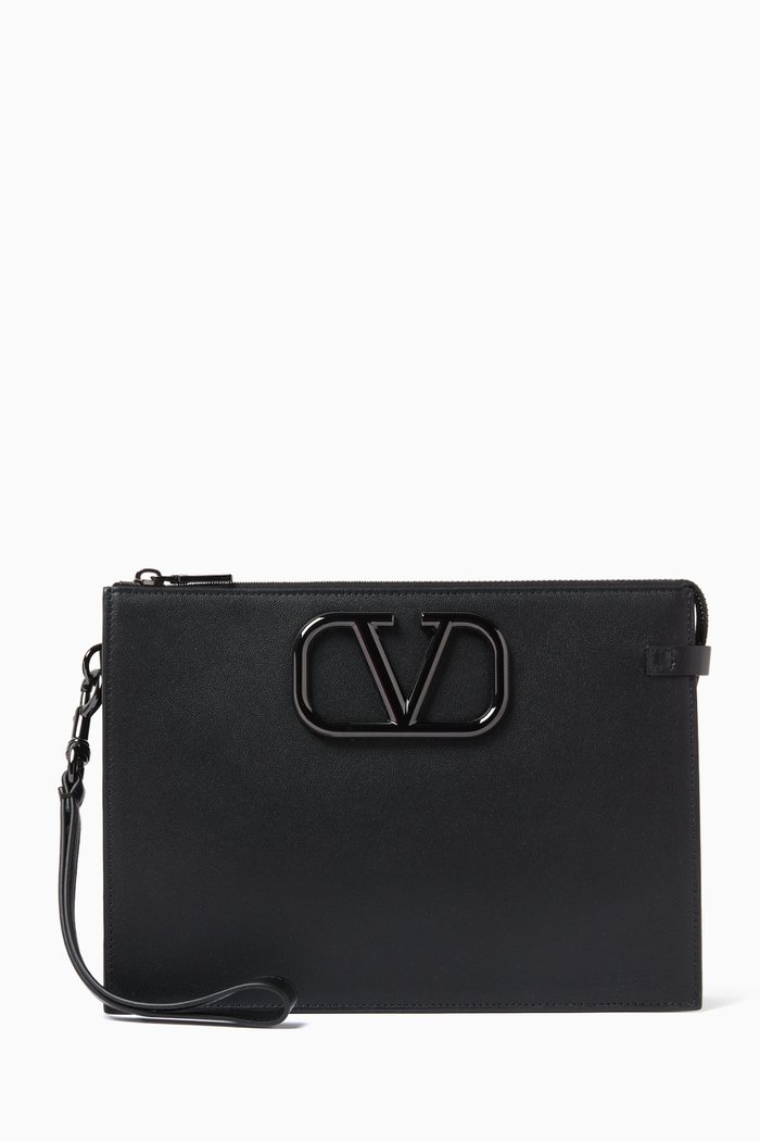 

Valentino Garavani VLOGO Flat Pouch in Leather, Black